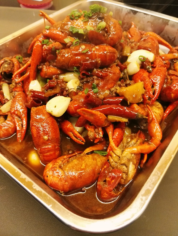 冰冰龙虾-以“青虾＂为原材料-火爆的特色美味
