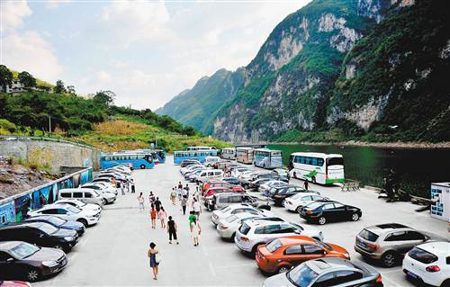 景区公共服务滞后 自助游时代游客遭遇新烦恼