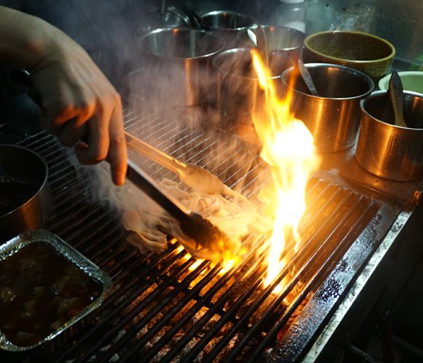 九街闹酒 十街火熛鸭肠 熛得你心动