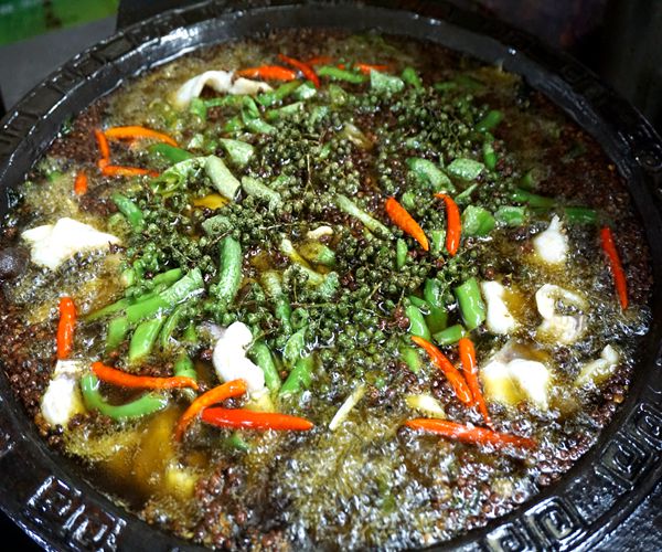 再锅·黄腊丁、青椒鱼--营养中的大众健康美味