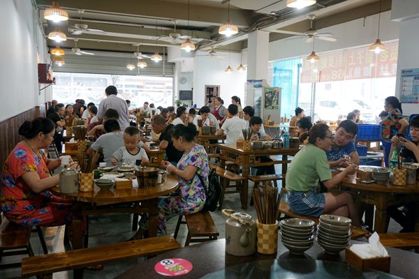 菜品都是家常味 样样菜都下饭--老厨子下饭菜