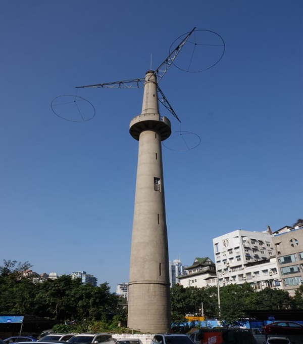 重庆主城永恒的解放碑 两路口大田湾跳伞塔见证着这里曾经的繁华