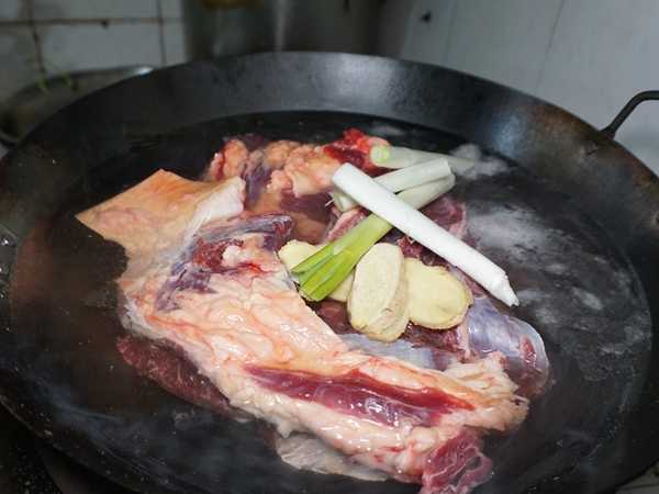 赵记耙牛肉--冬季时节温补身体 新鲜食材营养美味