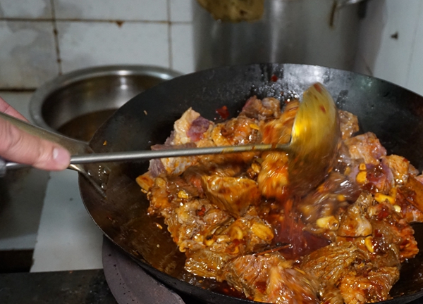 赵记耙牛肉--冬季时节温补身体 新鲜食材营养美味