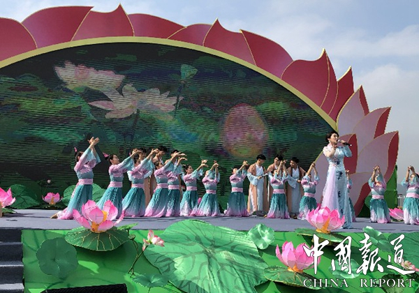 贵港市第八届覃塘区荷花文化旅游节开幕