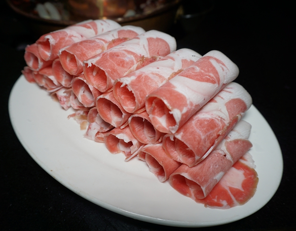 渝冀英元涮羊肉——两地美食文化完美结合 深受本土顾客喜爱