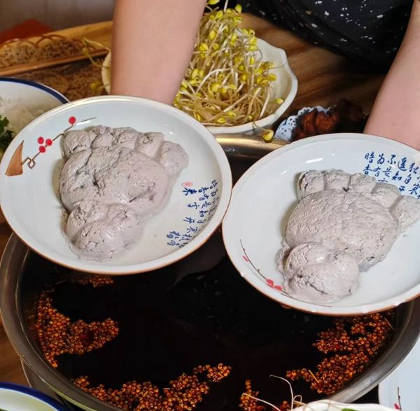 青山青豆花 笑禅豆腐鱼 五一节美食专题之巴渝江湖豪气