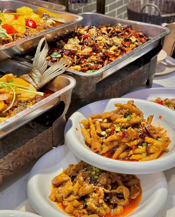 沈姐烤鱼 荣获重庆旅游美食“渝味360碗”五一节不能错过的地方美味