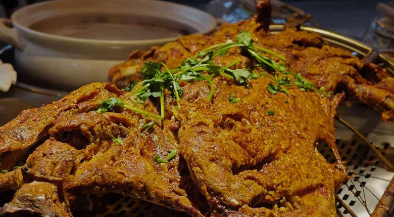 冬至暖羊宴 北疆烤全羊等你来 用草原鲜气暖透重庆寒冬