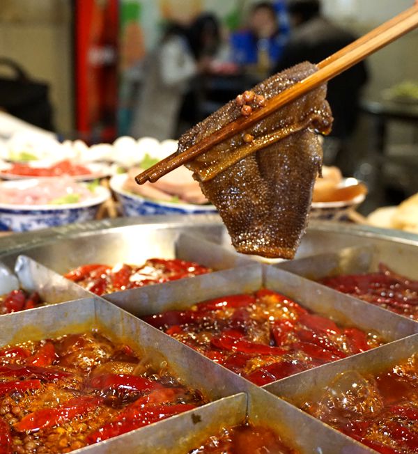 打卡重庆 游玩山城 很多地方值得去看 这些美食可以品尝