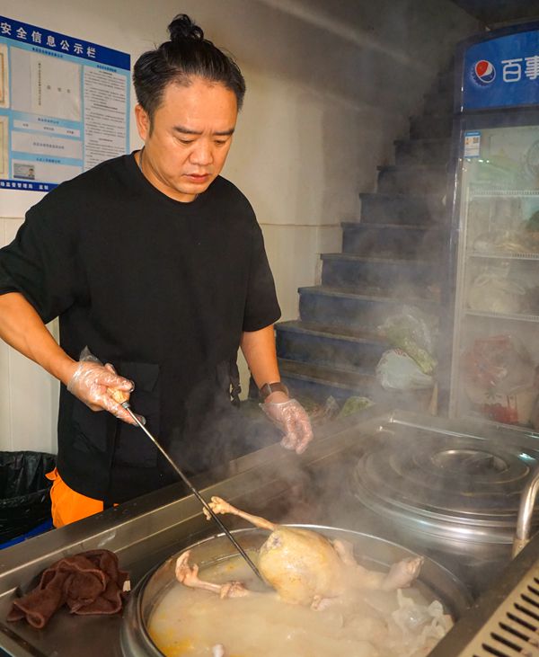 王富贵鸡汤饭 老城味道 一口浓汤 回味无穷