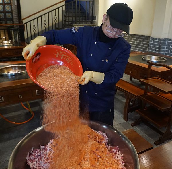 重庆味道的传承 青山青豆花 笑禅豆腐鱼